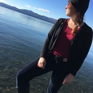 Meet your Posher, Lauren